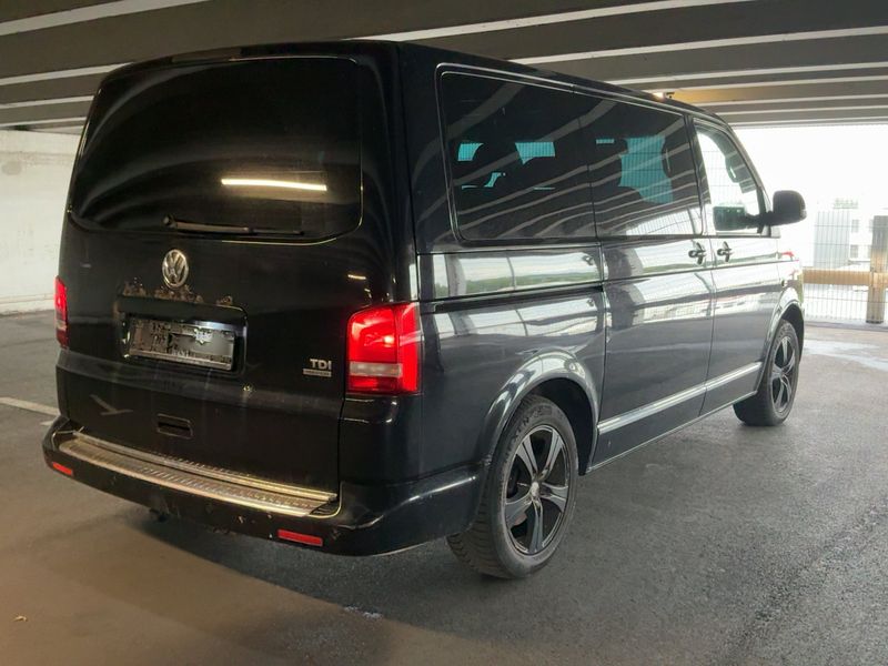 Volkswagen T5 Multivan 2.0 TDI Highline 4Motion 2011 – снимка на щета