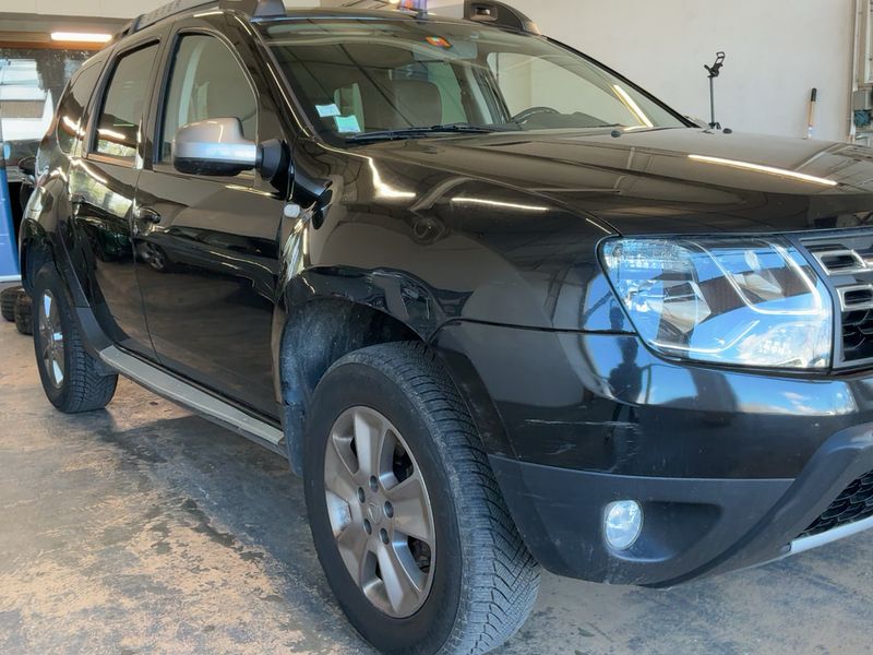 Dacia Duster 1.5 dCi Prestige 4x4 2014 – снимка 12