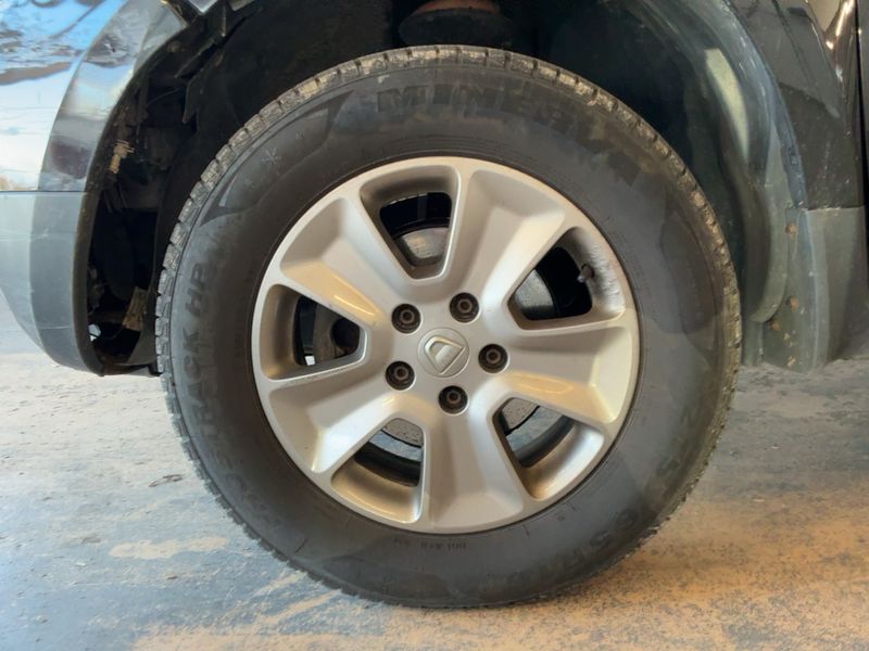 Dacia Duster 1.5 dCi Prestige 4x4 2014 – снимка 3