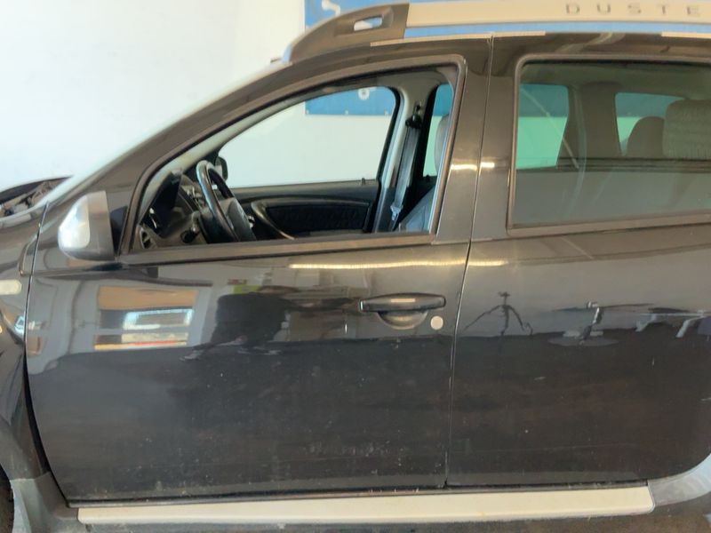Dacia Duster 1.5 dCi Prestige 4x4 2014 – снимка 4