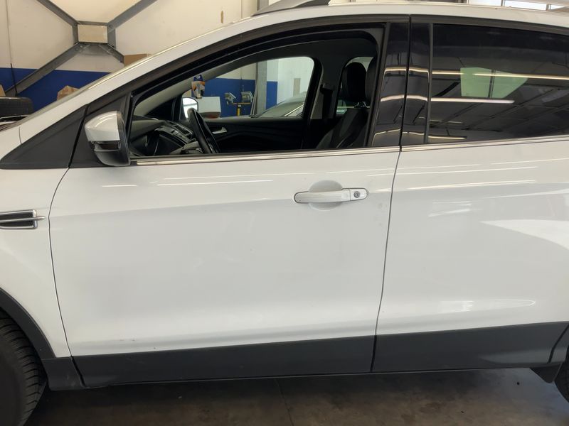 Ford Kuga 2.0 TDCi Titanium 2015 – снимка 4