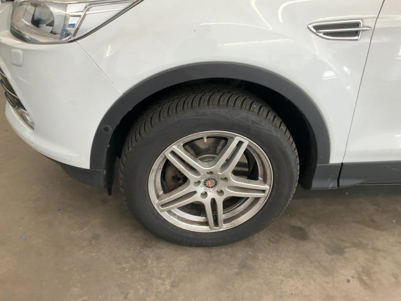 Ford Kuga 2.0 TDCi Titanium 2015 – снимка 3