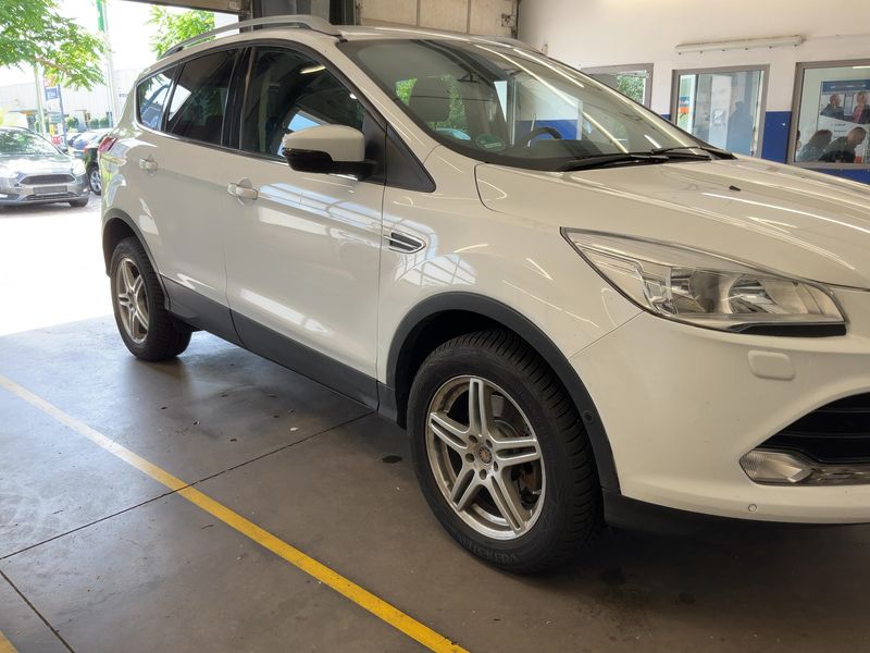 Ford Kuga 2.0 TDCi Titanium 2015 – снимка 12