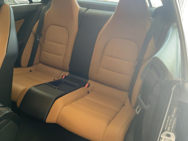 Mercedes-Benz E-Klasse E 500 CGI BlueEfficiency Avantgarde 2012 – снимка 20