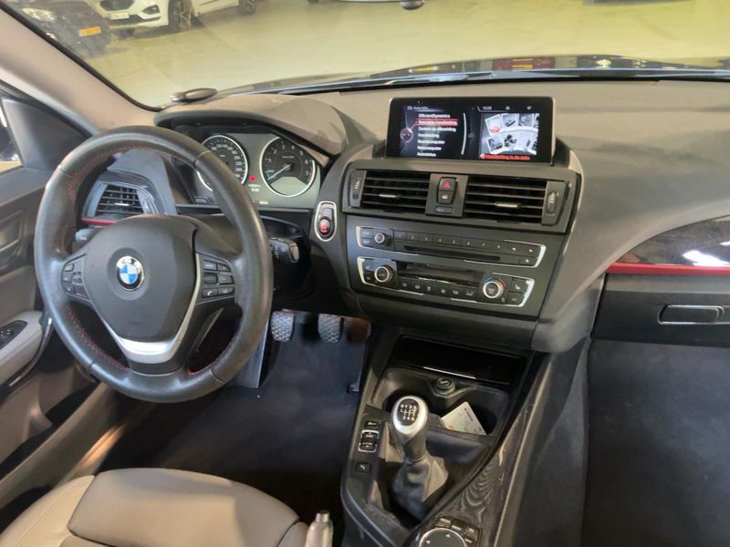 BMW 1er 118i 2013 – снимка 17