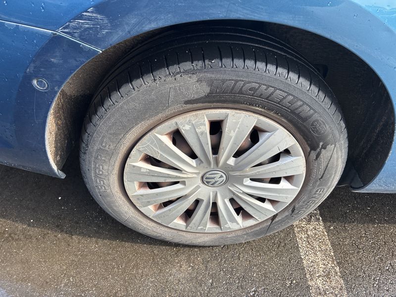 Volkswagen Golf VII 1.6 TDI Trendline BlueMotion Tech 2015 – снимка 28