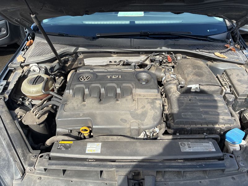 Volkswagen Golf VII 1.6 TDI Trendline BlueMotion Tech 2015 – снимка 8