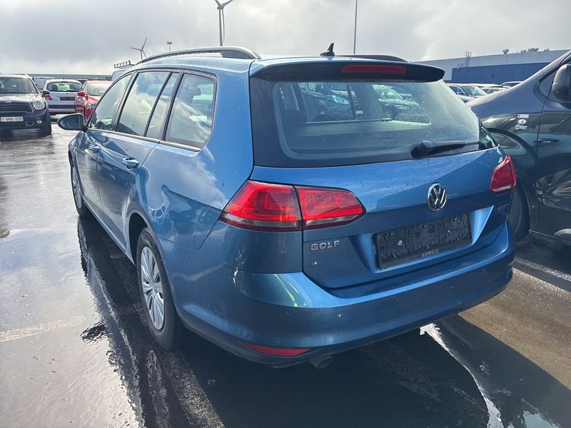 Volkswagen Golf VII 1.6 TDI Trendline BlueMotion Tech 2015 – снимка 3