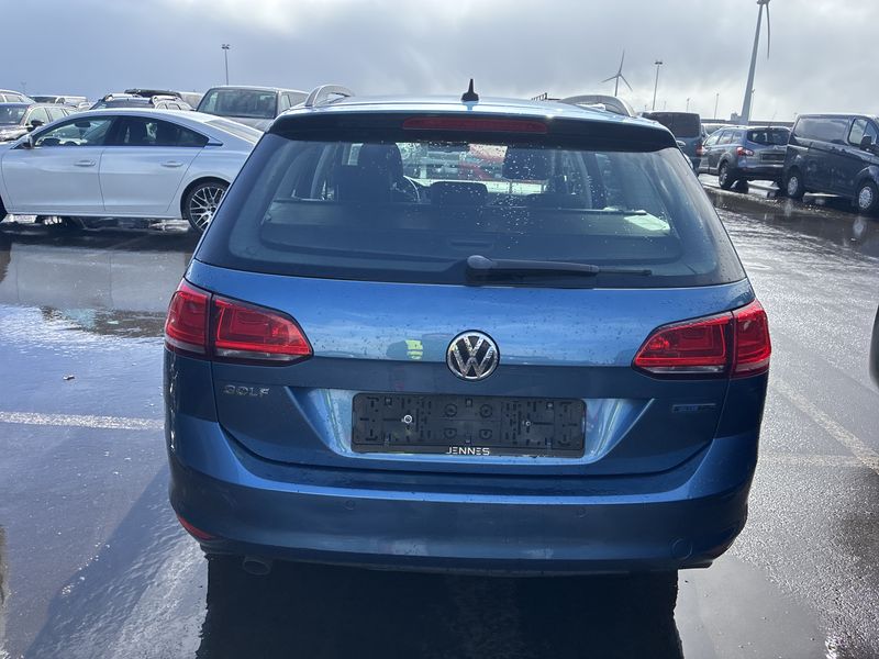 Volkswagen Golf VII 1.6 TDI Trendline BlueMotion Tech 2015 – снимка 4