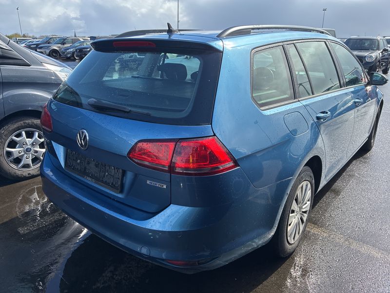 Volkswagen Golf VII 1.6 TDI Trendline BlueMotion Tech 2015 – снимка 5