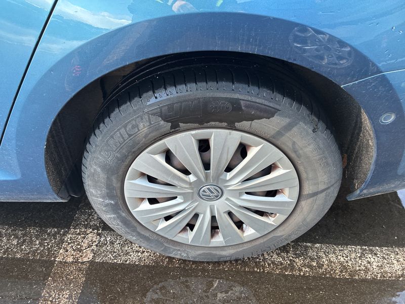 Volkswagen Golf VII 1.6 TDI Trendline BlueMotion Tech 2015 – снимка 30