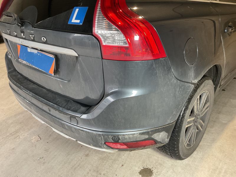 Volvo XC60 2.0 D3 Kinetic 2WD 2017 – снимка 35