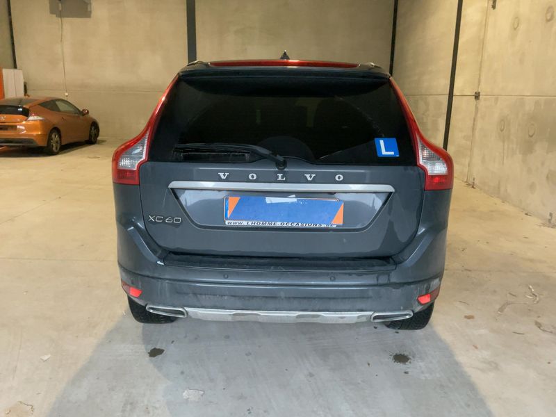 Volvo XC60 2.0 D3 Kinetic 2WD 2017 – снимка 7
