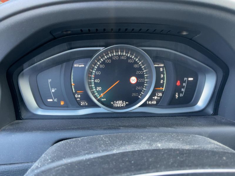 Volvo XC60 2.0 D3 Kinetic 2WD 2017 – снимка 18