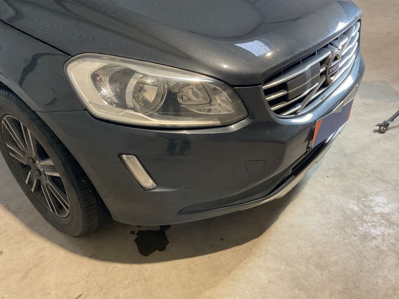 Volvo XC60 2.0 D3 Kinetic 2WD 2017 – снимка 37