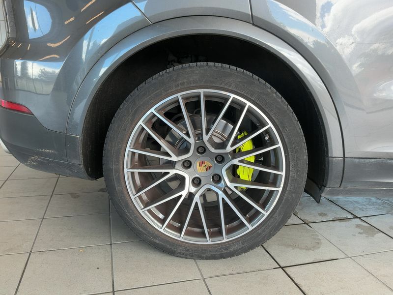 Porsche Cayenne E-Hybrid 2021 – снимка 9