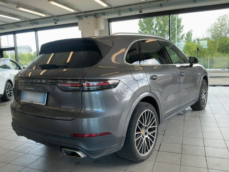 Porsche Cayenne E-Hybrid 2021 – снимка 8