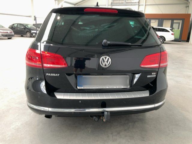 Volkswagen Passat 1.6 TDI Business Edition BlueMotion Tech 2015 – снимка на щета 7