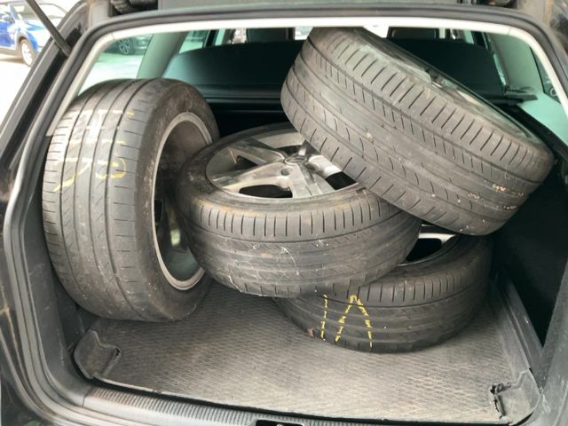 Volkswagen Passat 1.6 TDI Business Edition BlueMotion Tech 2015 – снимка 16