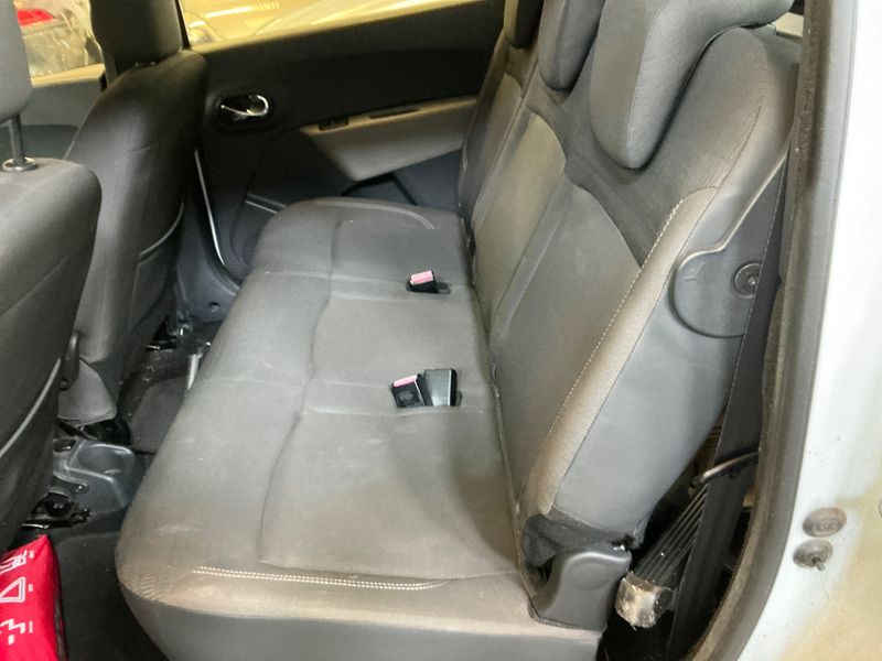 Dacia Lodgy 1.5 dCi Diesel Black Line 2014 – снимка 24