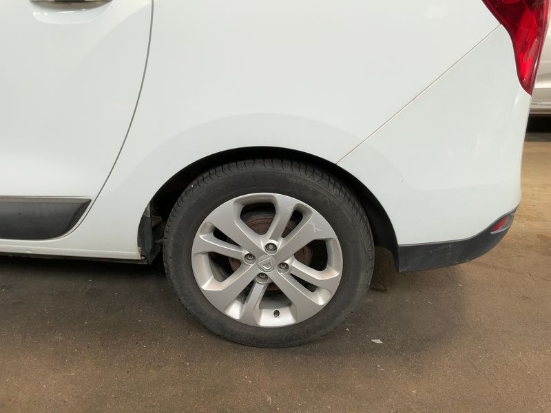 Dacia Lodgy 1.5 dCi Diesel Black Line 2014 – снимка 5