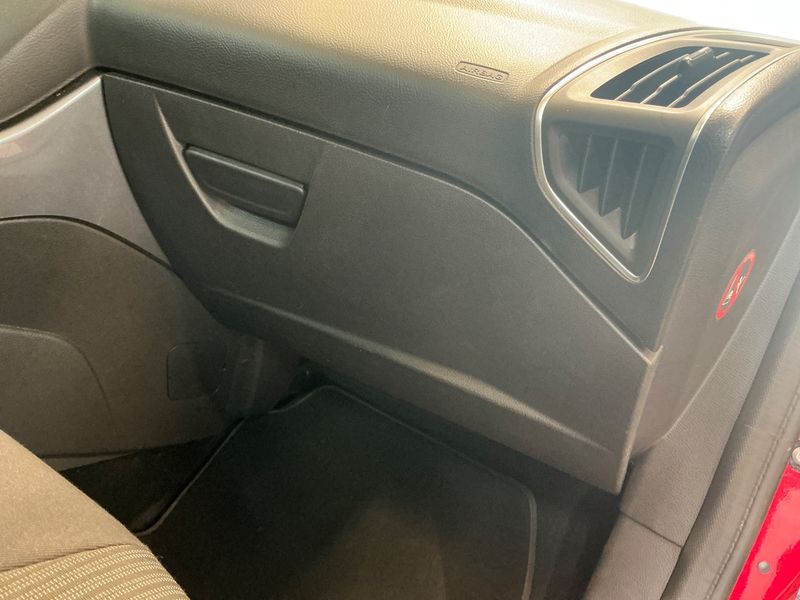 Ford Focus 2.0 TDCi Titanium 2013 – снимка 35
