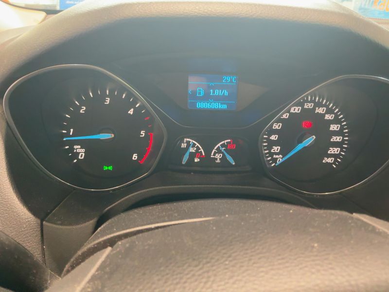 Ford Focus 2.0 TDCi Titanium 2013 – снимка 18