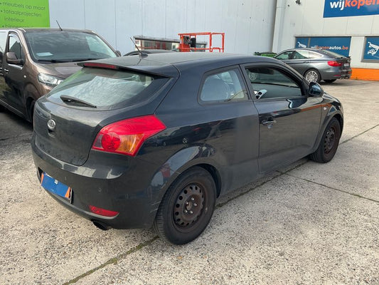 Kia pro_cee'd 1.6 EX 2008 – снимка 2