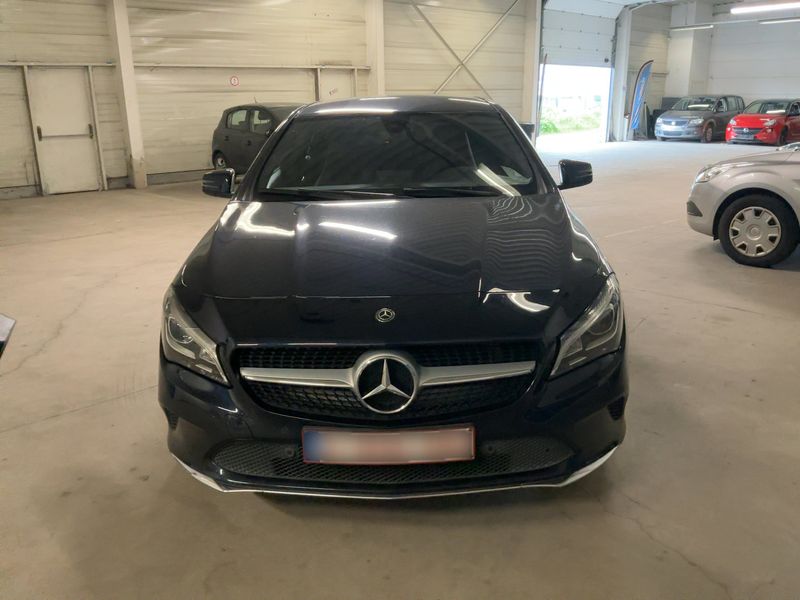 Mercedes-Benz CLA-Klasse CLA 200 Shooting Brake Urban 2017 – снимка 14