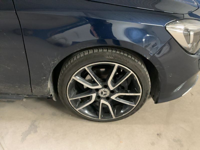 Mercedes-Benz CLA-Klasse CLA 200 Shooting Brake Urban 2017 – снимка 11
