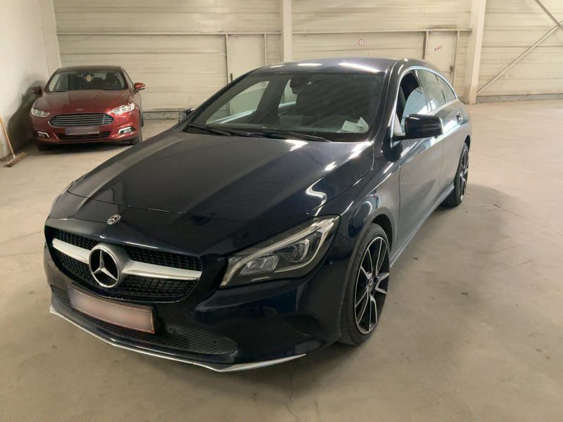 Mercedes-Benz CLA-Klasse CLA 200 Shooting Brake Urban 2017 – снимка 2