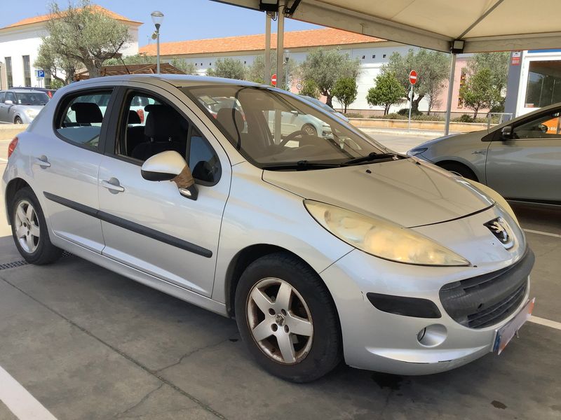 Peugeot 207 1.4 HDi Exécutive 2006 – снимка 12