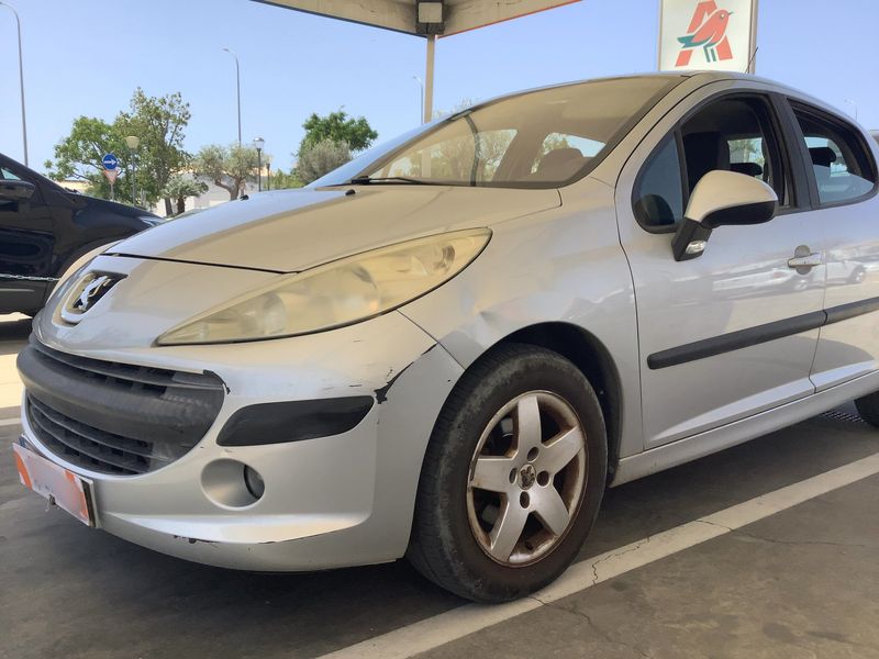 Peugeot 207 1.4 HDi Exécutive 2006 – снимка 2