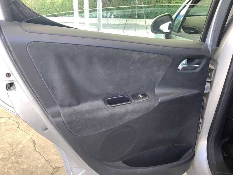 Peugeot 207 1.4 HDi Exécutive 2006 – снимка 27