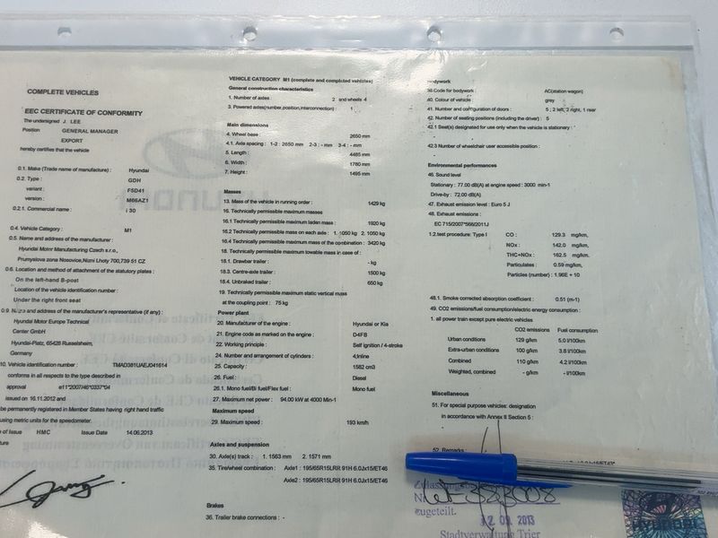 Hyundai i30 1.6 CRDi Trend blue 2013 – снимка 22