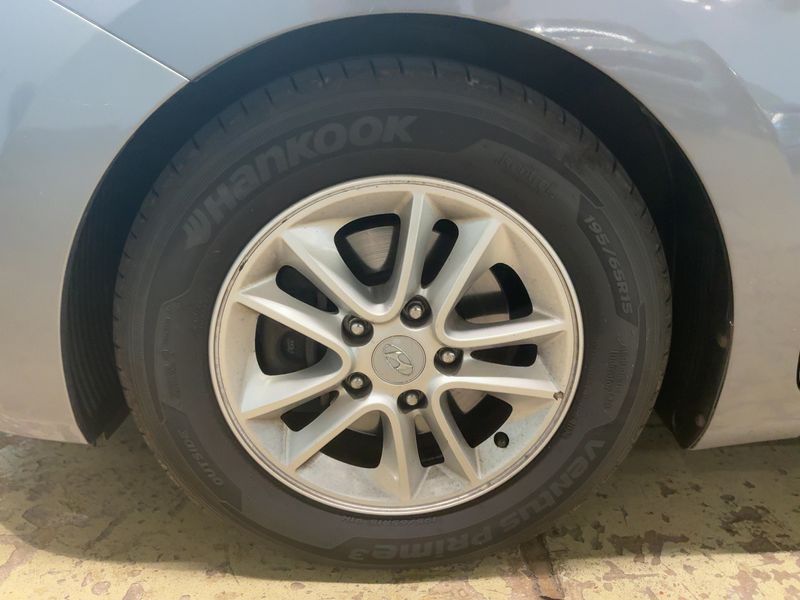 Hyundai i30 1.6 CRDi Trend blue 2013 – снимка 3