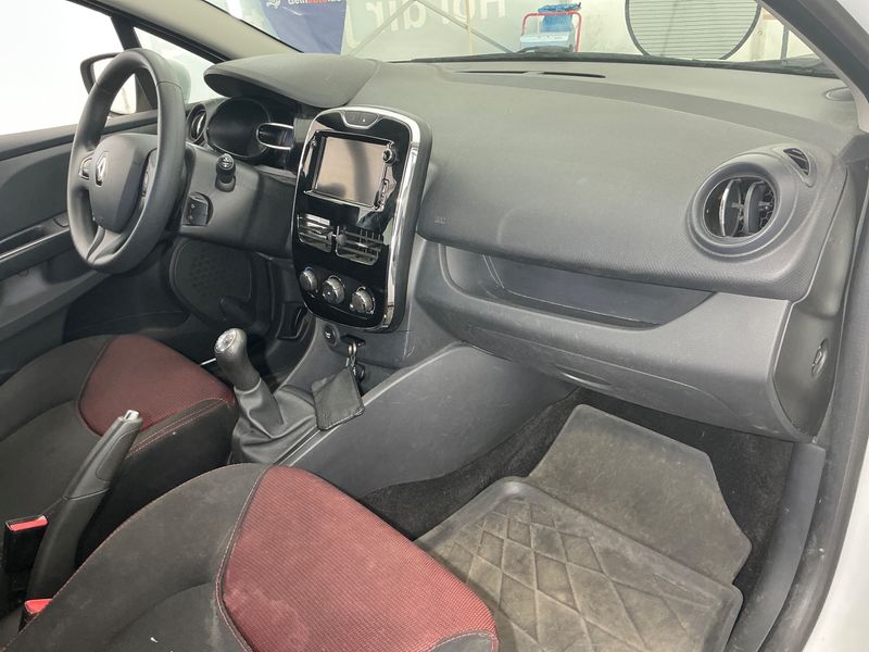 Renault Clio 1.2 Expression 2013 – снимка 22