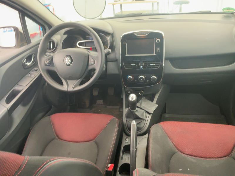Renault Clio 1.2 Expression 2013 – снимка 17