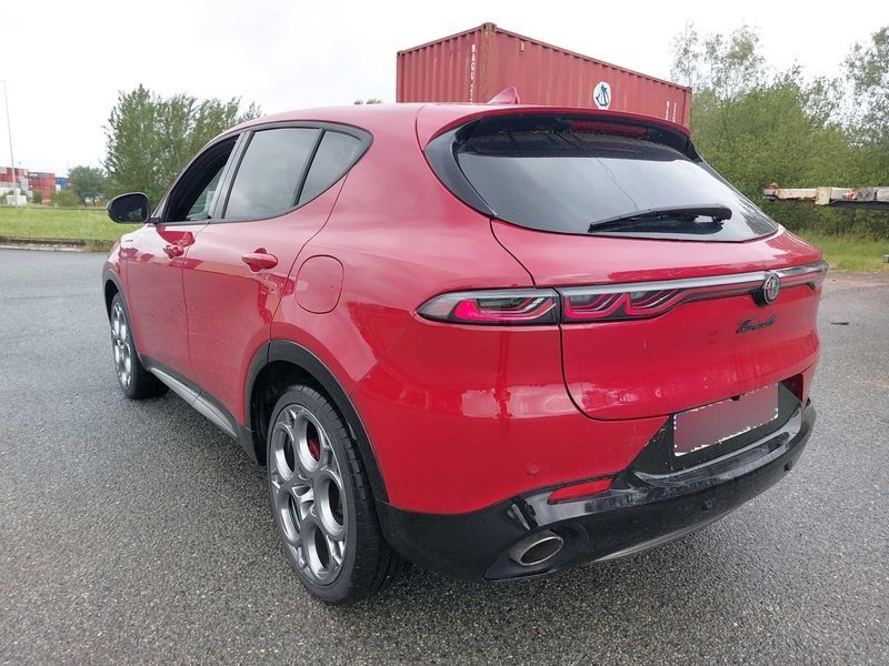 Alfa Romeo Tonale 1.3 Plug-in Hybrid Edizione Speciale AWD 2023 – снимка 3