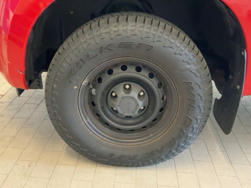 Isuzu D-MAX 1.9 Turbodiesel Space Cab Basis 4WD 2018 – снимка 3