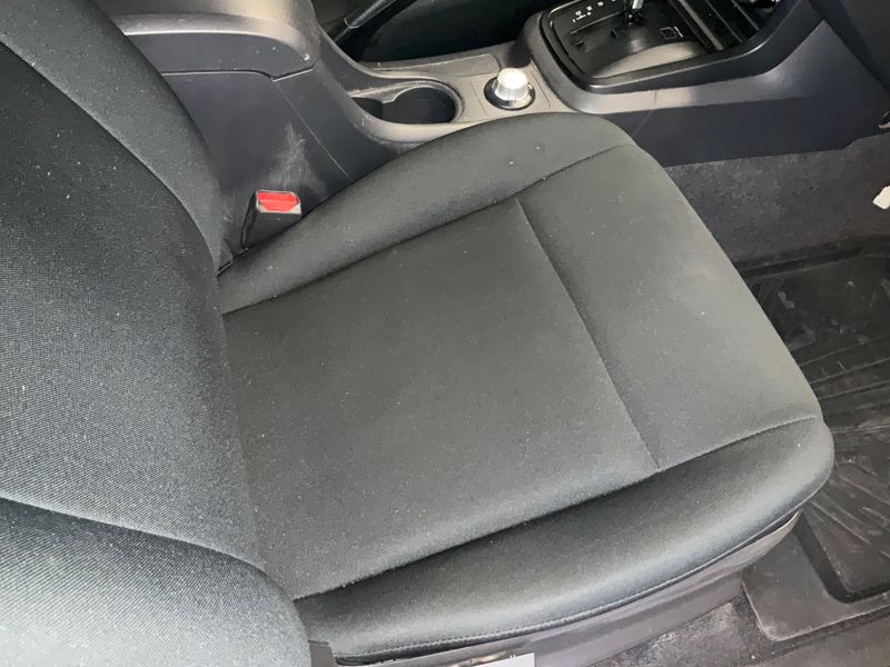 Isuzu D-MAX 1.9 Turbodiesel Space Cab Basis 4WD 2018 – снимка 36