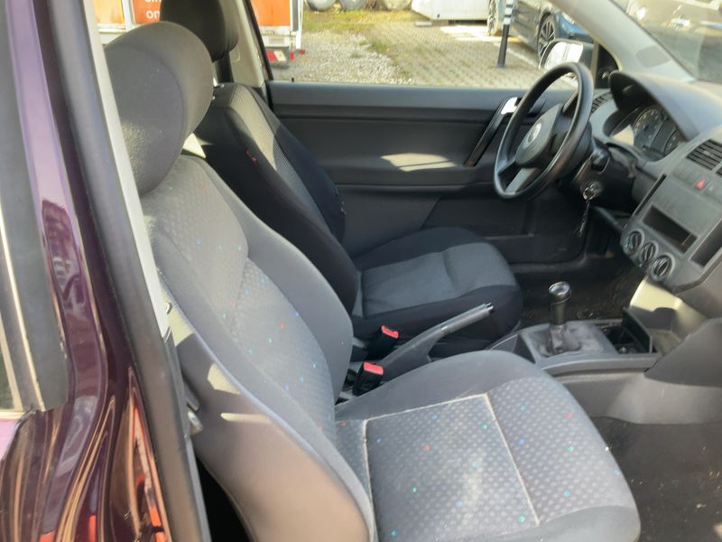 Volkswagen Polo 1.2 2004 – снимка 17
