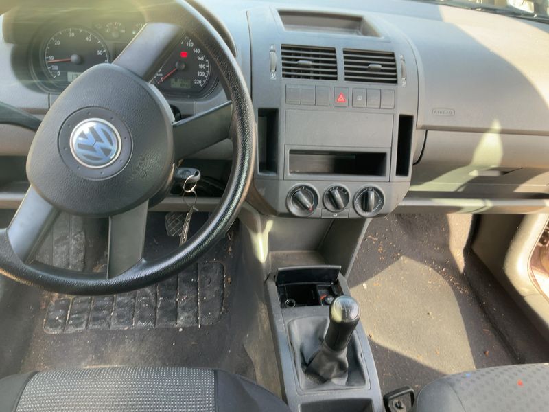 Volkswagen Polo 1.2 2004 – снимка 18