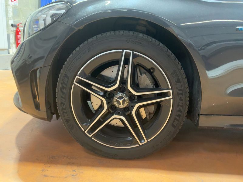 Mercedes-Benz C-Klasse C 300e T AMG Line 2021 – снимка 3