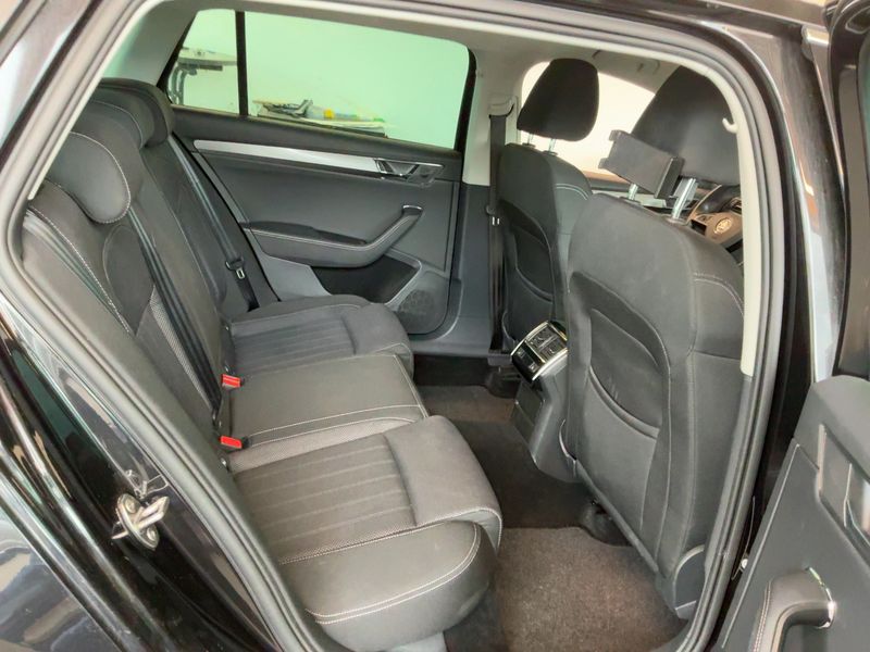 Skoda Superb 2.0 TDI Style 2020 – снимка 20