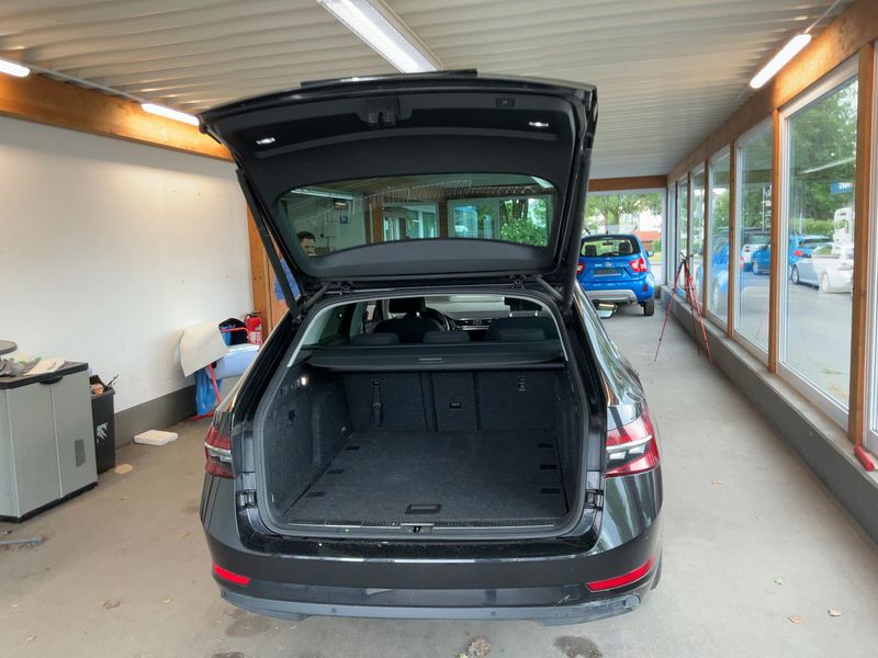 Skoda Superb 2.0 TDI Style 2020 – снимка 16