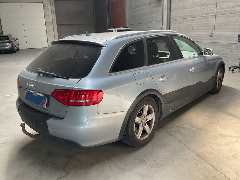 Audi A4 2.0 TDI Ambiente 2009 – снимка 2