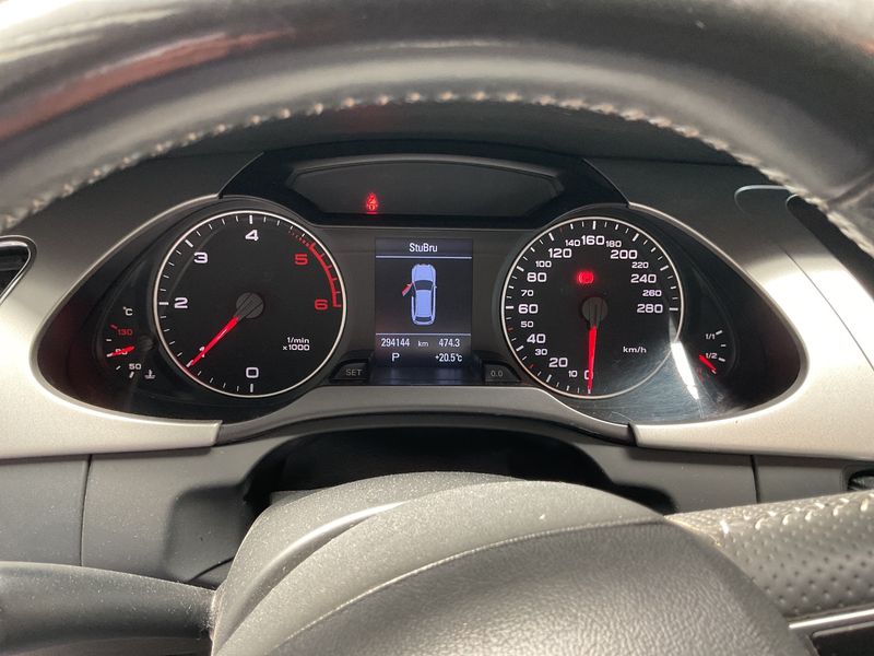 Audi A4 2.0 TDI Ambiente 2009 – снимка 4