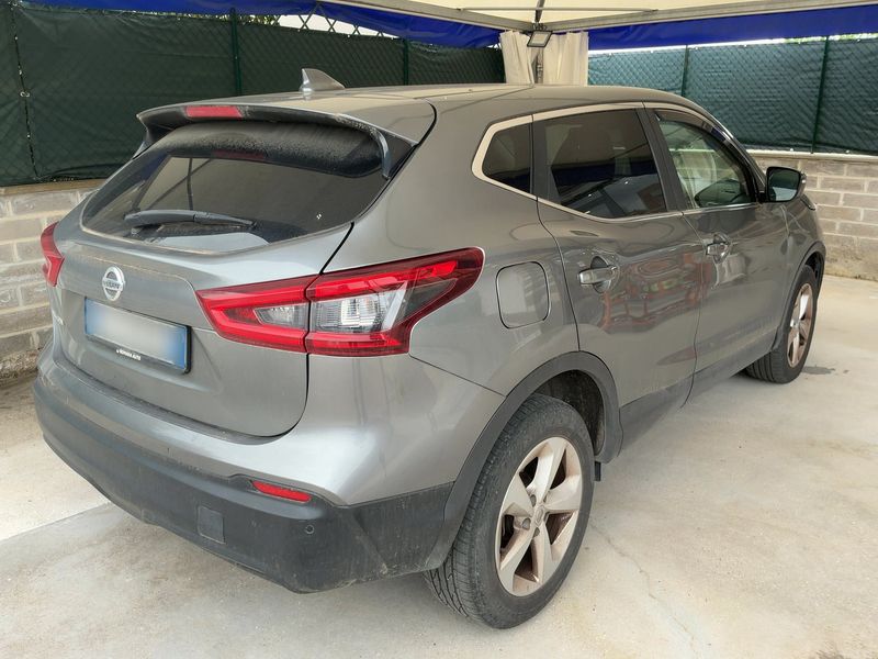 Nissan Qashqai 1.3 DIG-T Acenta 2019 – снимка 8