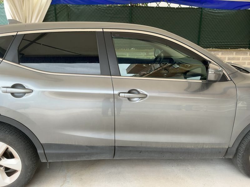 Nissan Qashqai 1.3 DIG-T Acenta 2019 – снимка 10